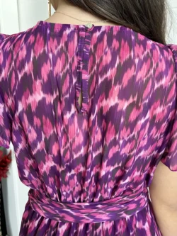 Vestido Midi Volantes Estampado Morado y Fucsia - Imagen 13