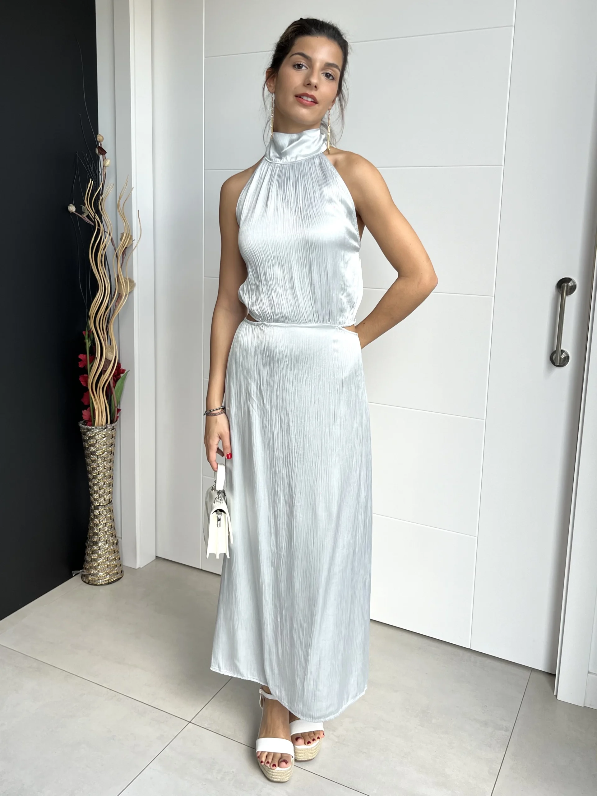 img-2558 Vestido Midi Abertura Plateado - Imagen 1