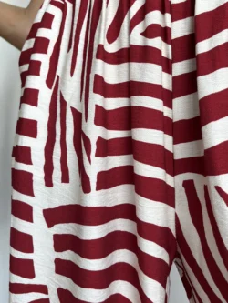 Mono Lino Palabra de Honor Estampado Rojo - Imagen 15