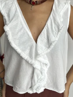 Blusa Blanca Volantes Deshilachada - Imagen 6