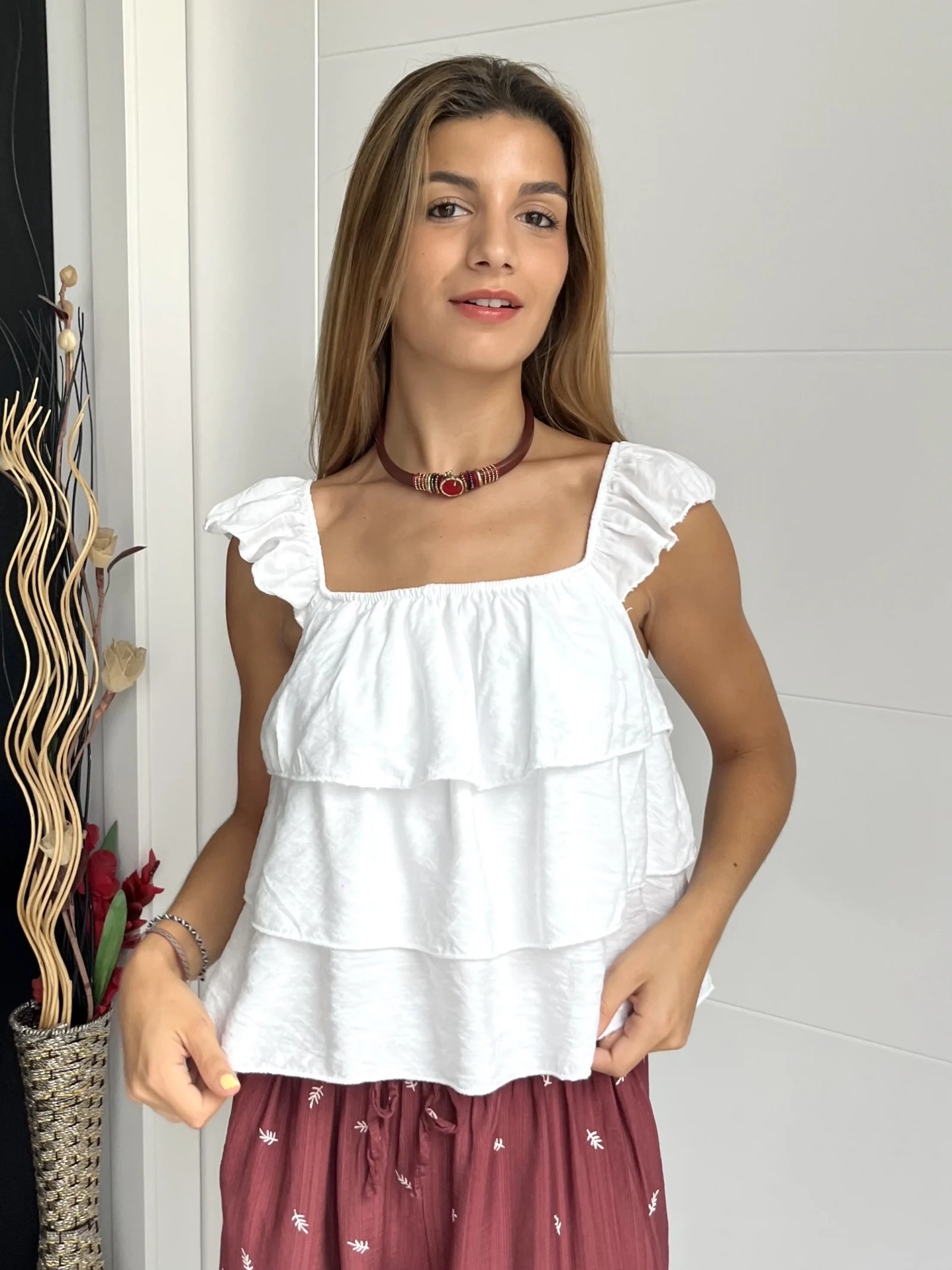 Blusa Blanca Goma Volantes