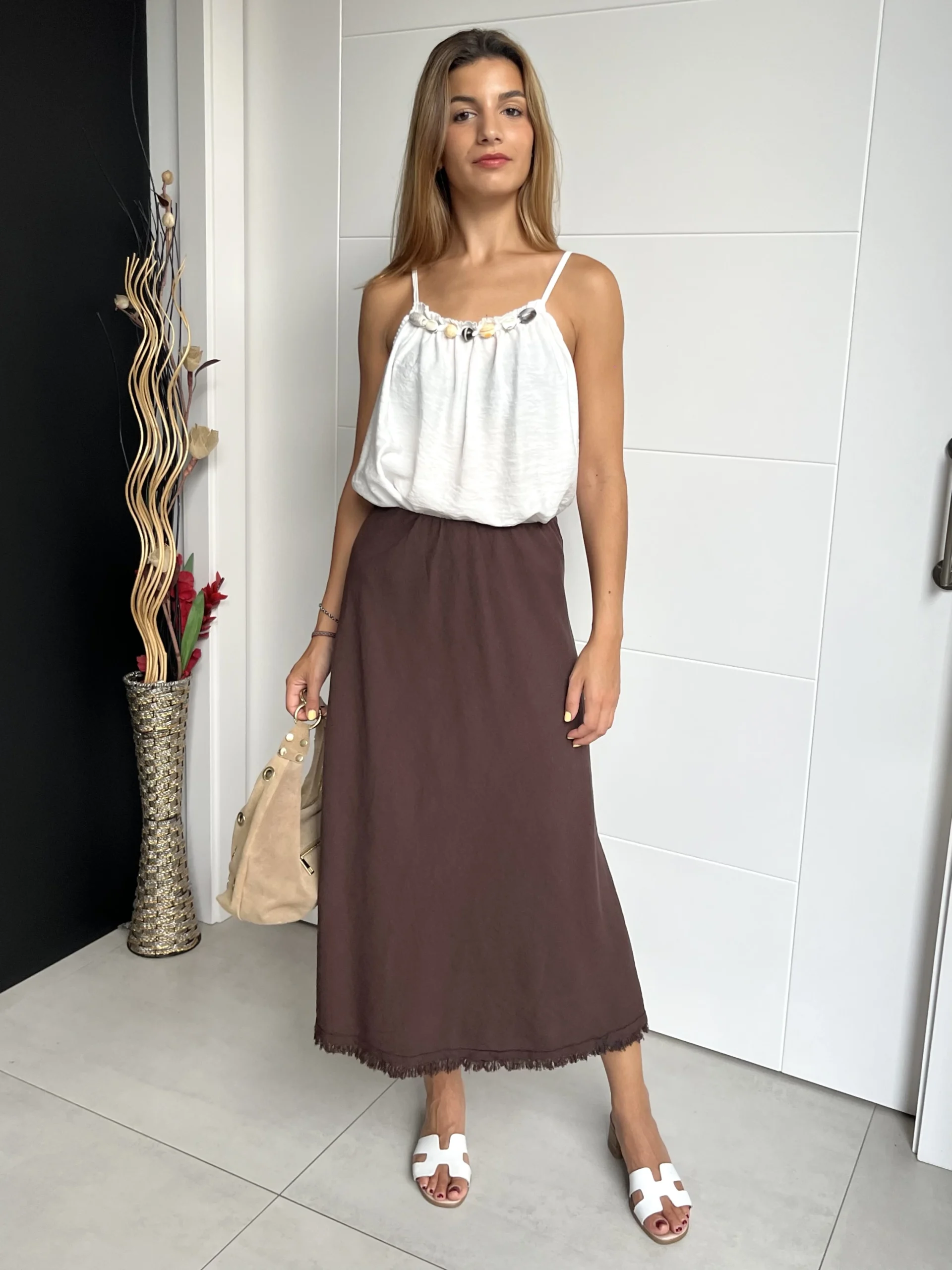 img-6241 Falda Midi Chocolate Hilo - Imagen 1