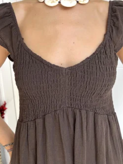 Vestido Midi Vuelo Volantes Chocolate - Imagen 9