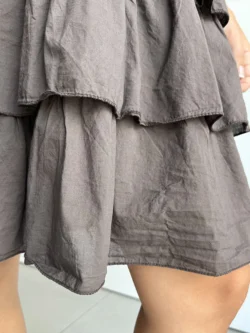 Vestido Corto Volantes Chocolate - Imagen 8