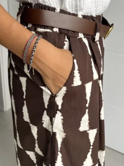 Pantalón Estampado Chocolate Cinturón - Imagen 9