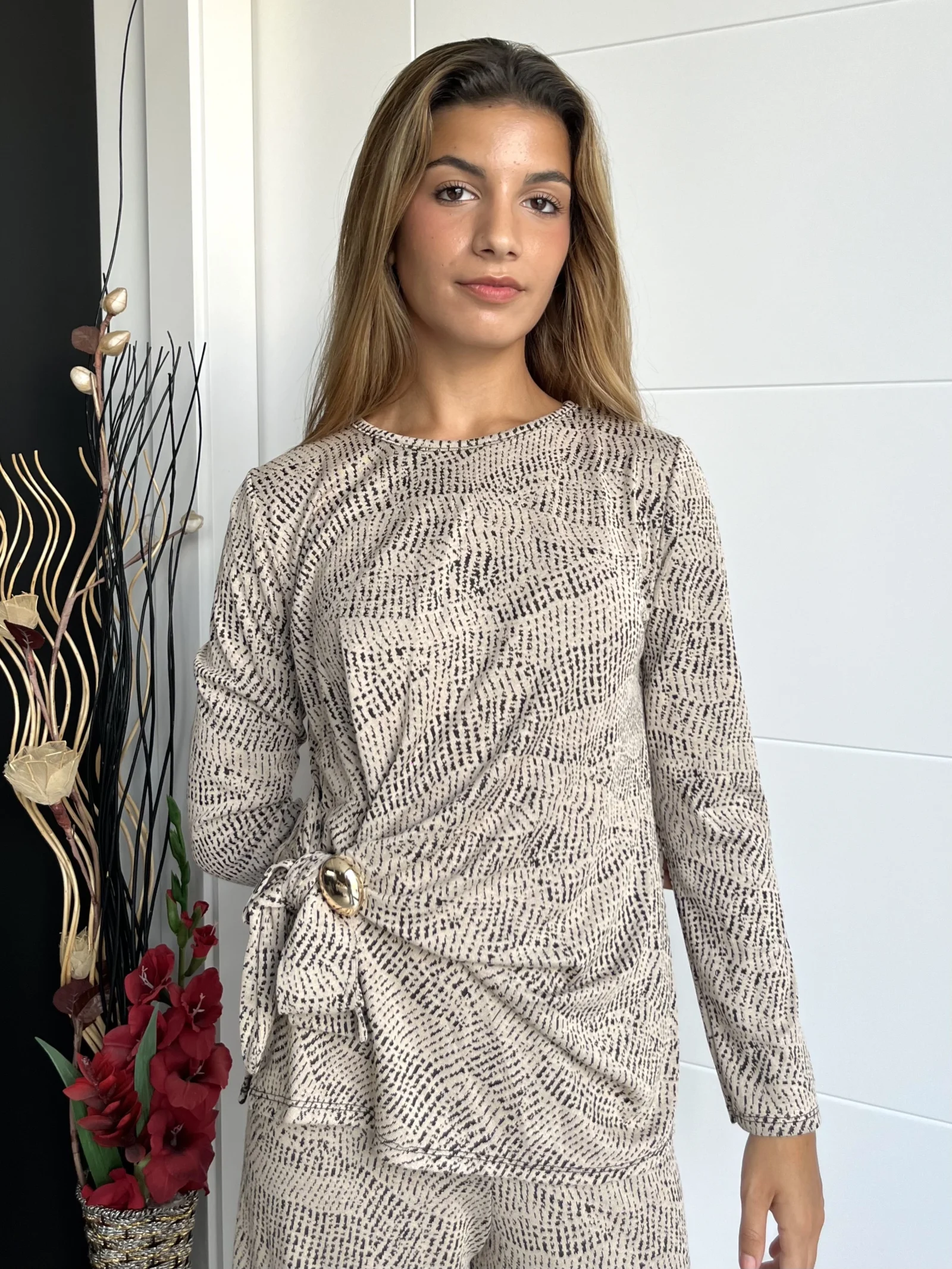 Blusa Bless Animal Print beige y negro mujer Azaleamodashop