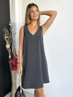 Vestido Corto Gris Oscuro - Imagen 7