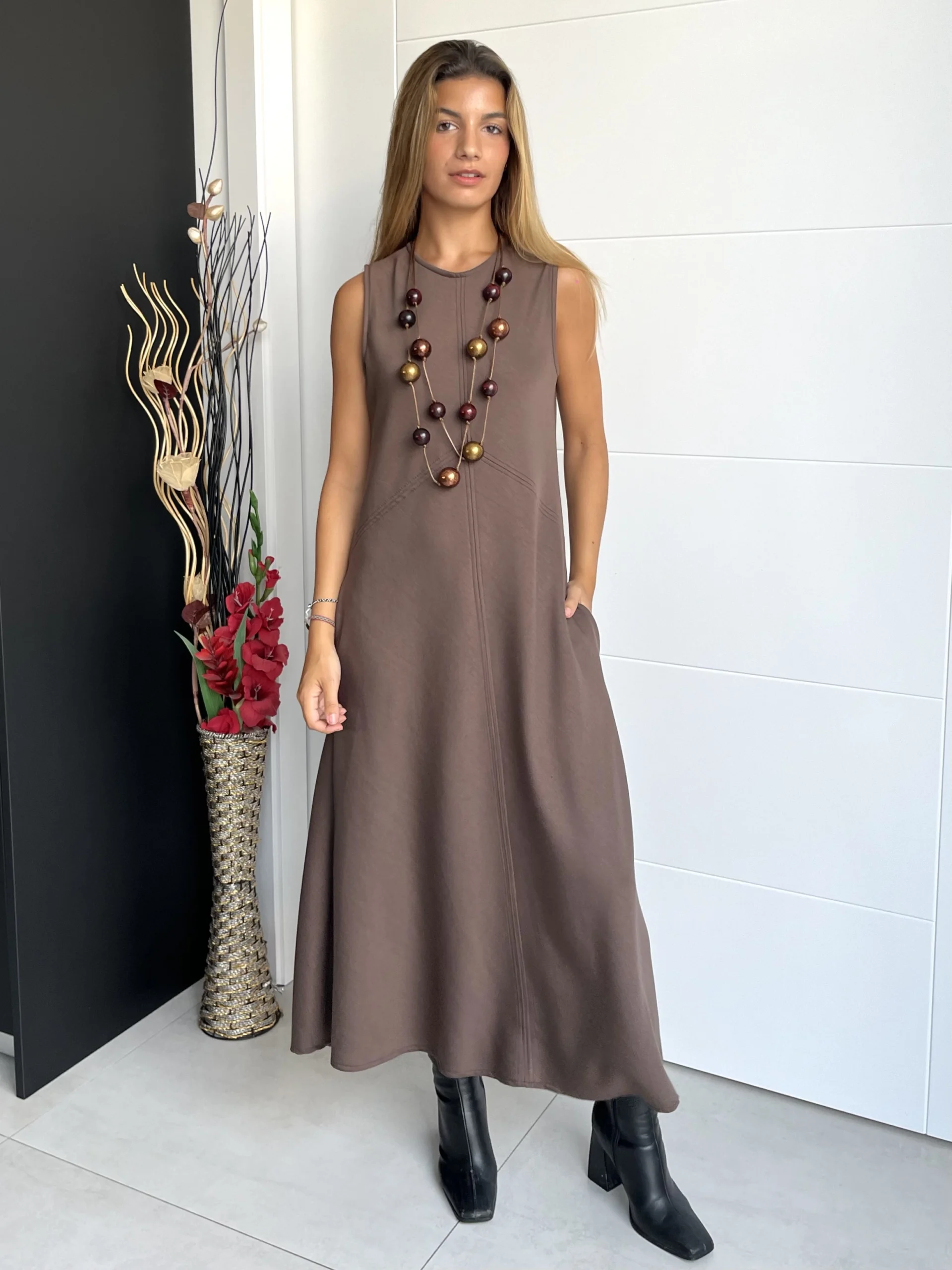 img-8181 Vestido Midi Recto Chocolate - Imagen 1