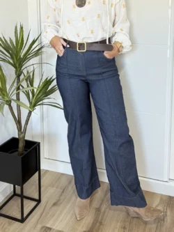 Vaquero oscuro elástico mujer con cinturón marrón