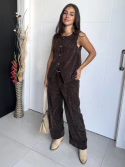 Pantalón de pana chocolate conjunto con el chaleco