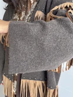 Chaqueta con Flecos Tonos Tierras - Imagen 10