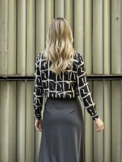 Falda Larga Evasé de Raso Gris - Imagen 3