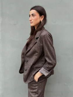 Chaqueta Estructurada con Brillo Moka - Imagen 4