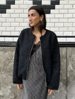 Vestido Lencero Estampado Asimétrico - Imagen 9