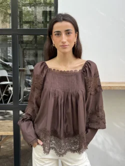 Blusa Jareta Satinada Boho en Chocolate