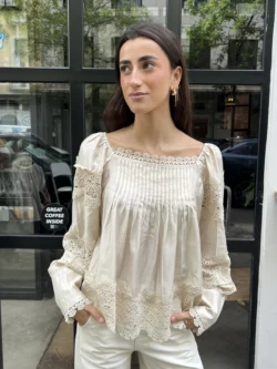 Blusa Jaretas Satinada Boho en Beige
