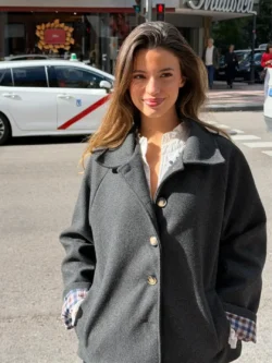 Chaqueta Gris Clásica Botones Carey