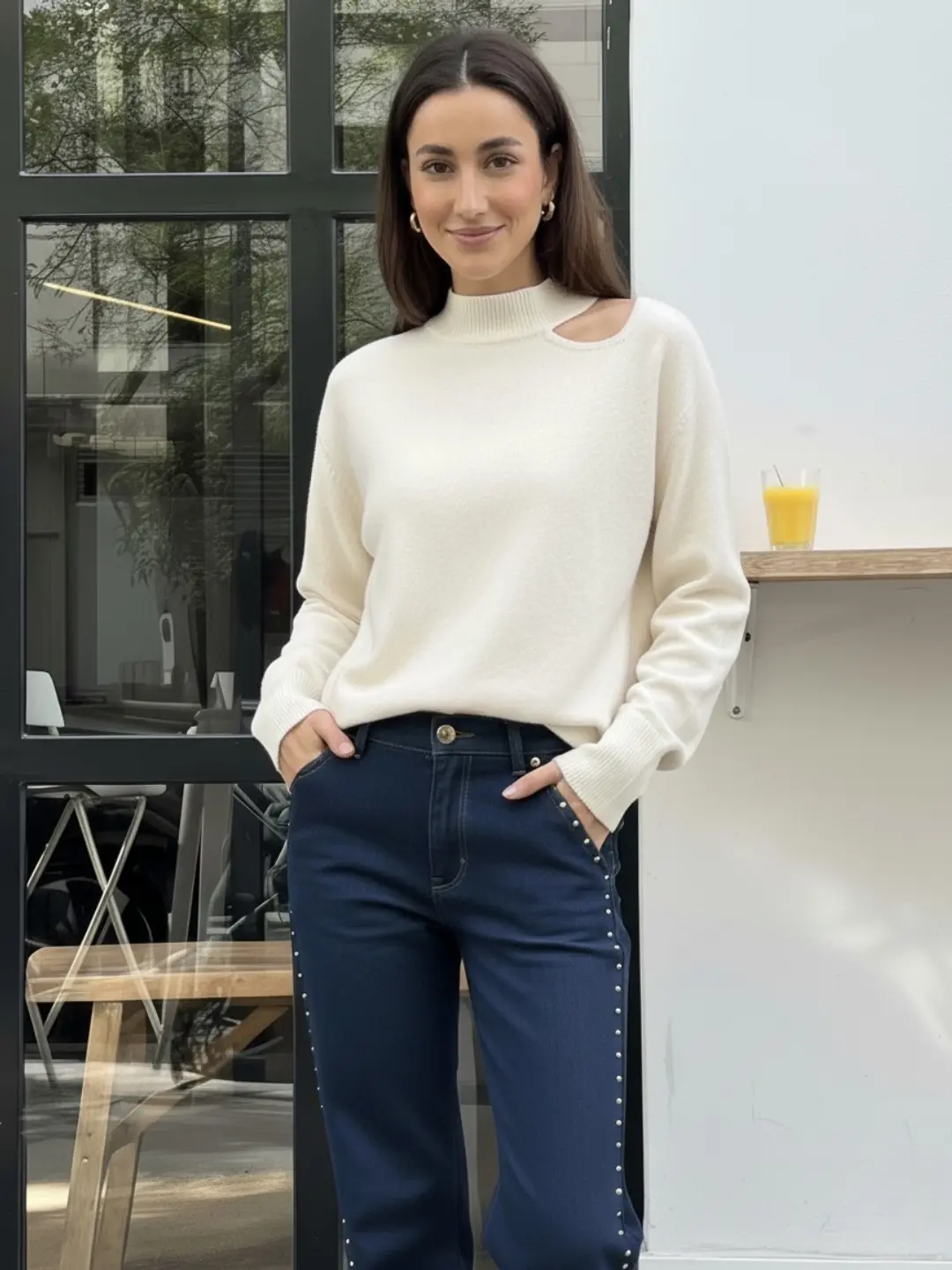 Suéter Crudo Cut Out Cuello Perkins