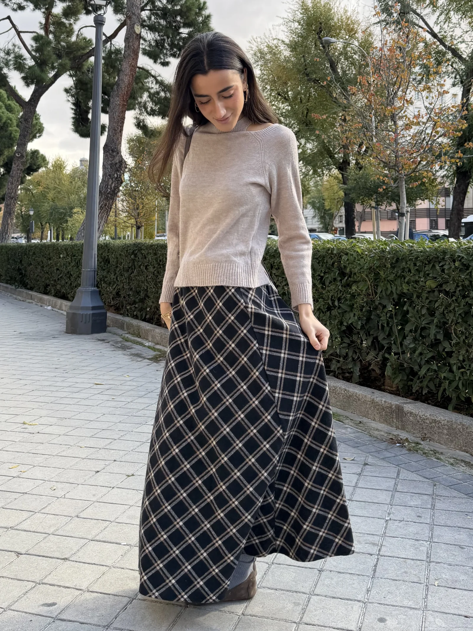 Falda Larga de Cuadros Negra