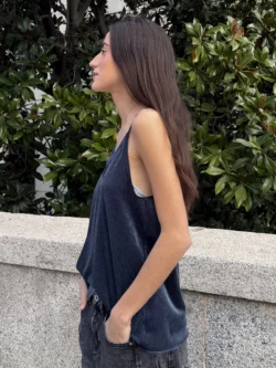 Top Azul Grisáceo Velvet Tirantes - Imagen 4