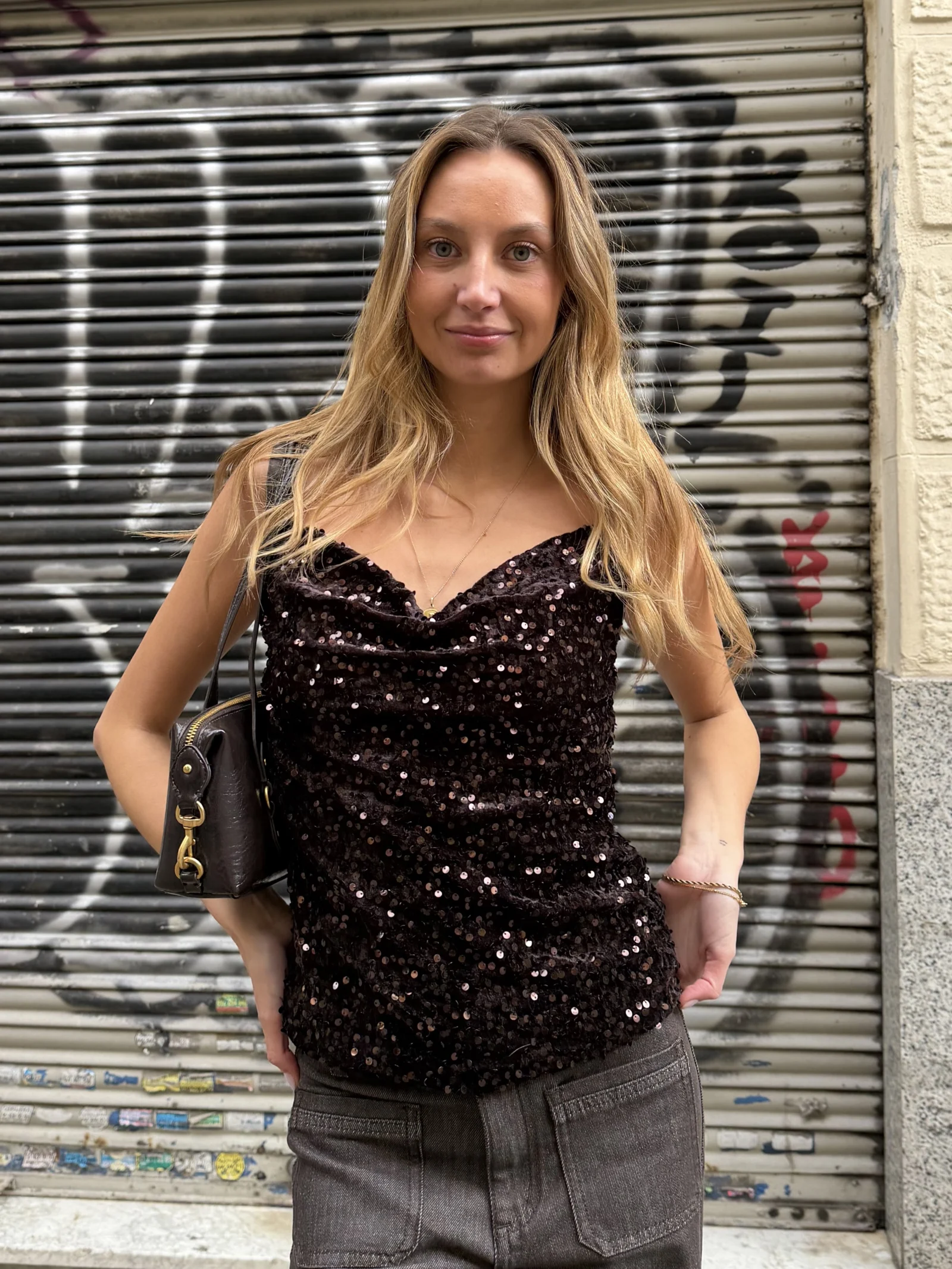 Top Chocolate con Lentejuelas