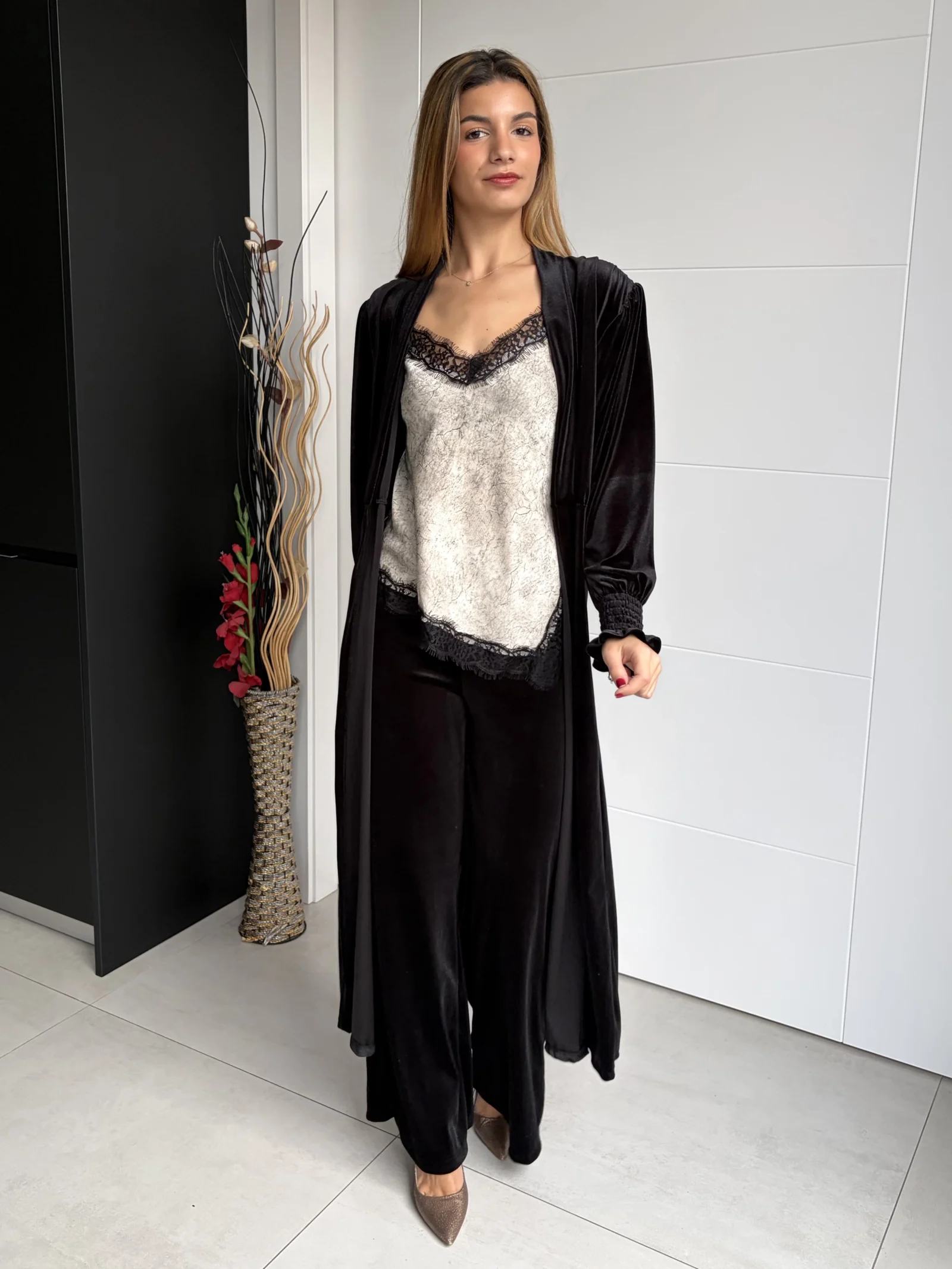 Kimono Largo de Terciopelo Negro