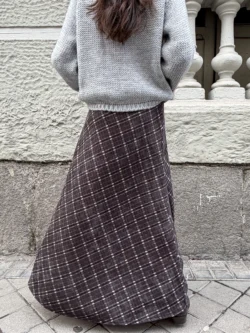 Falda Larga Pana Planchada Cuadros Grisácea - Imagen 4