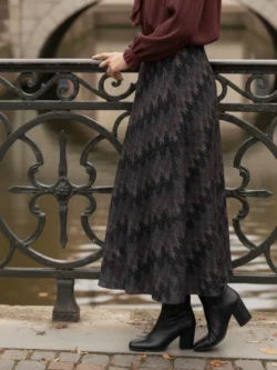 Falda Larga Geométrica Tonos Profundos - Imagen 6