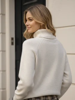 Suéter de Punto Trenzado Color Crema - Imagen 3