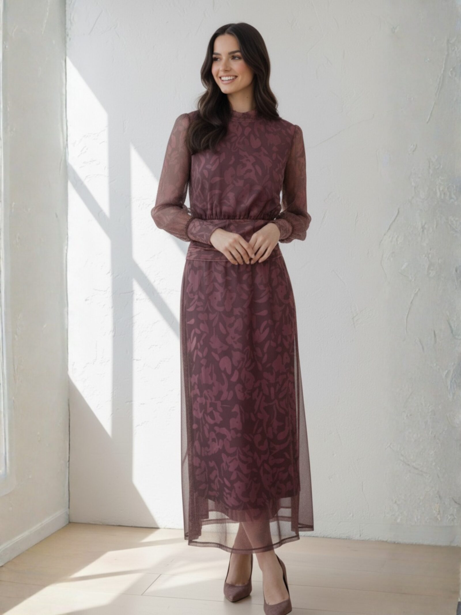 Vestido de Tul Largo Floral Ciruela