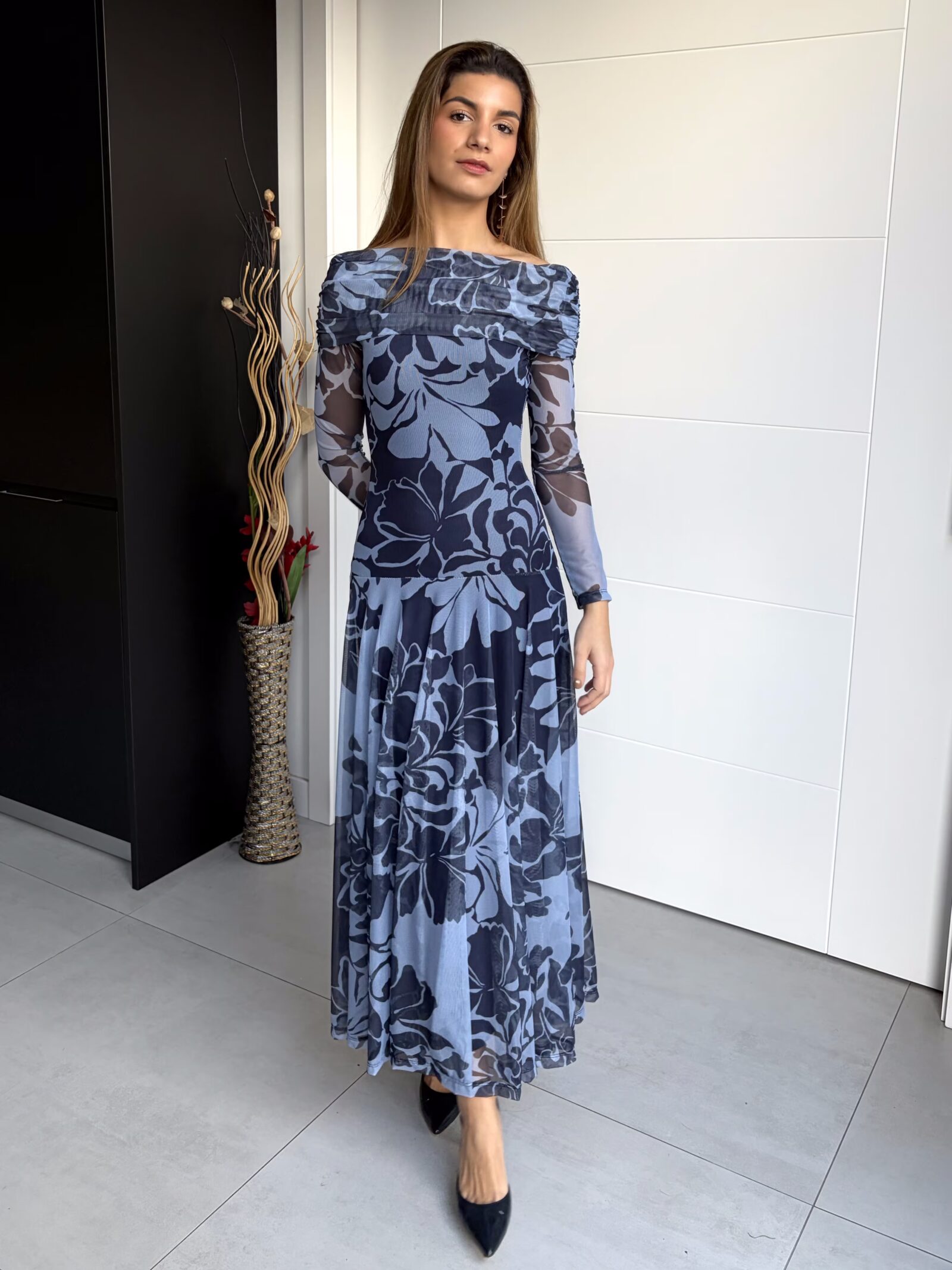 Vestido Largo de Tul en Tonos Marinos