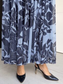 Vestido Largo de Tul en Tonos Marinos - Imagen 11