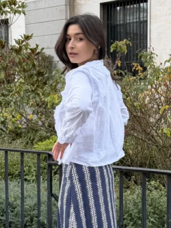 Blusa Blanca Manga Larga Volantes Frontales - Imagen 6