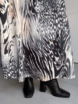 Falda Larga Estampado Gráfico Bicolor - Imagen 9