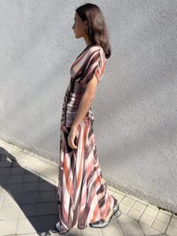 Vestido Largo Ondas Tierra Escote Cruzado - Imagen 2