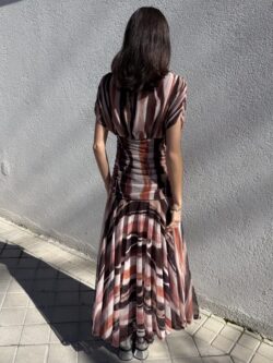 Vestido Largo Ondas Tierra Escote Cruzado - Imagen 3