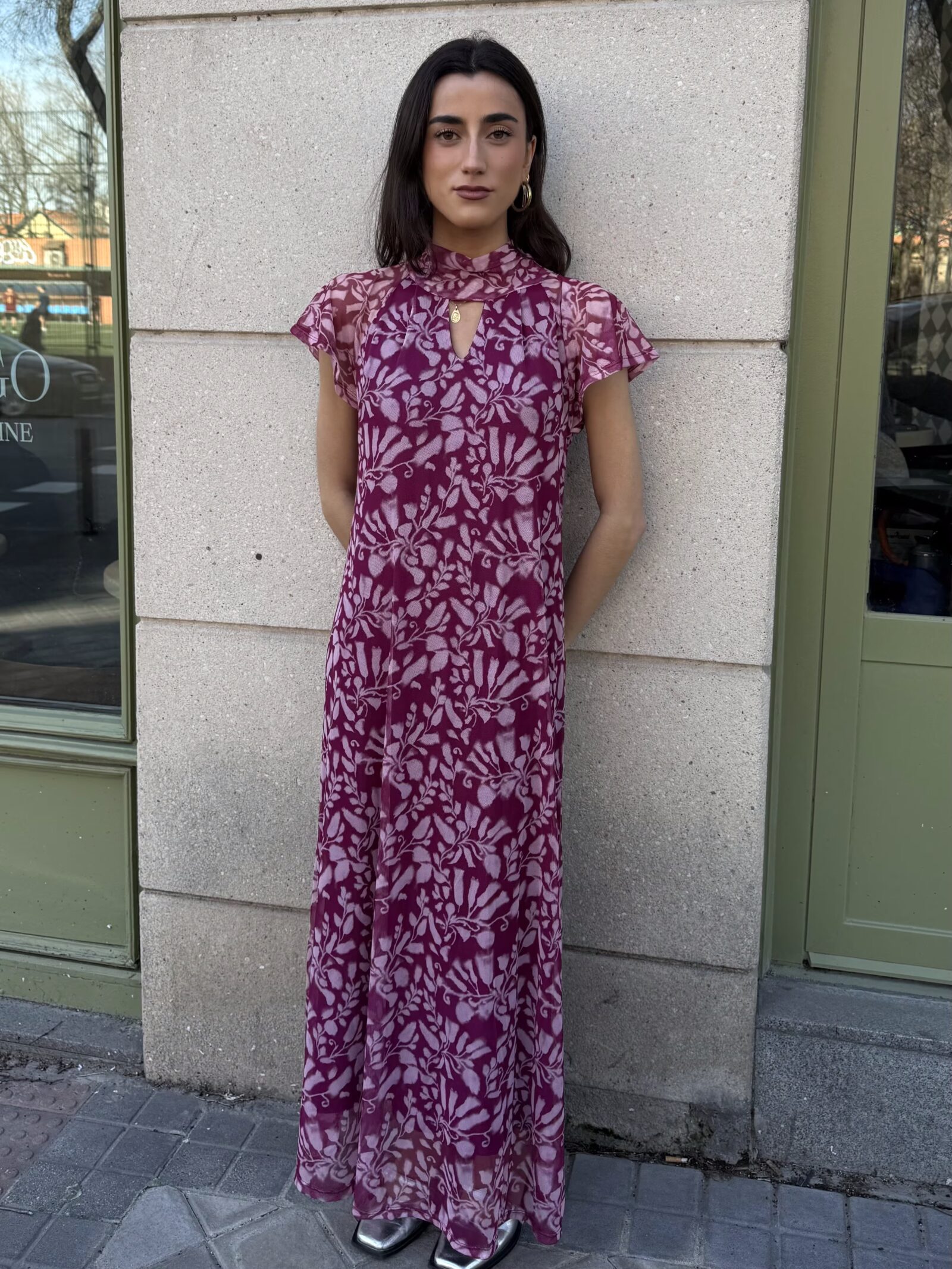 Vestido Xiu Largo Borgoña Floral de Tul