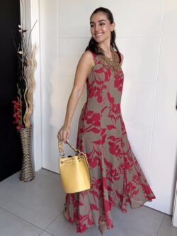 Vestido Largo Floral Frambuesa y Arena Tostada - Imagen 5