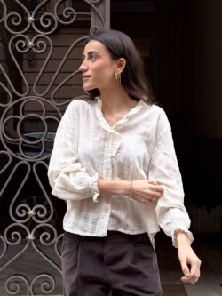 Blusa Texturizada en Color Crudo