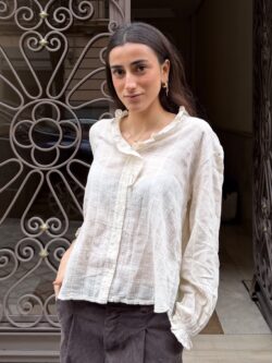 Blusa Texturizada en Color Crudo - Imagen 3