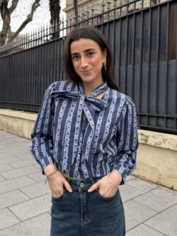 Blusa con Lazo y Rayas Azules