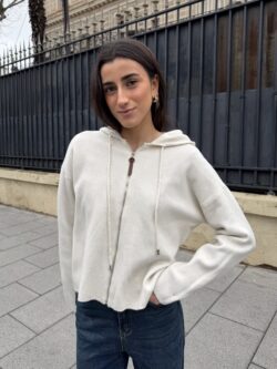 Chaqueta Casual con Capucha en Crudo - Imagen 4