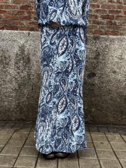Falda Larga Paisley en Tonos Marinos - Imagen 3
