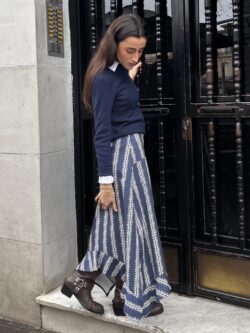 Falda Midi Estampada en Tonos Azules - Imagen 4