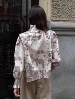 Blusa Estampado Cachemir en Color Marfil - Imagen 7