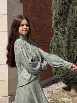 Blusa Verde Salvia Bordada Lazo - Imagen 6