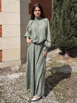 Blusa Verde Salvia Bordada Lazo - Imagen 4