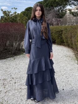 Falda Midi Azul Tinta con Volantes