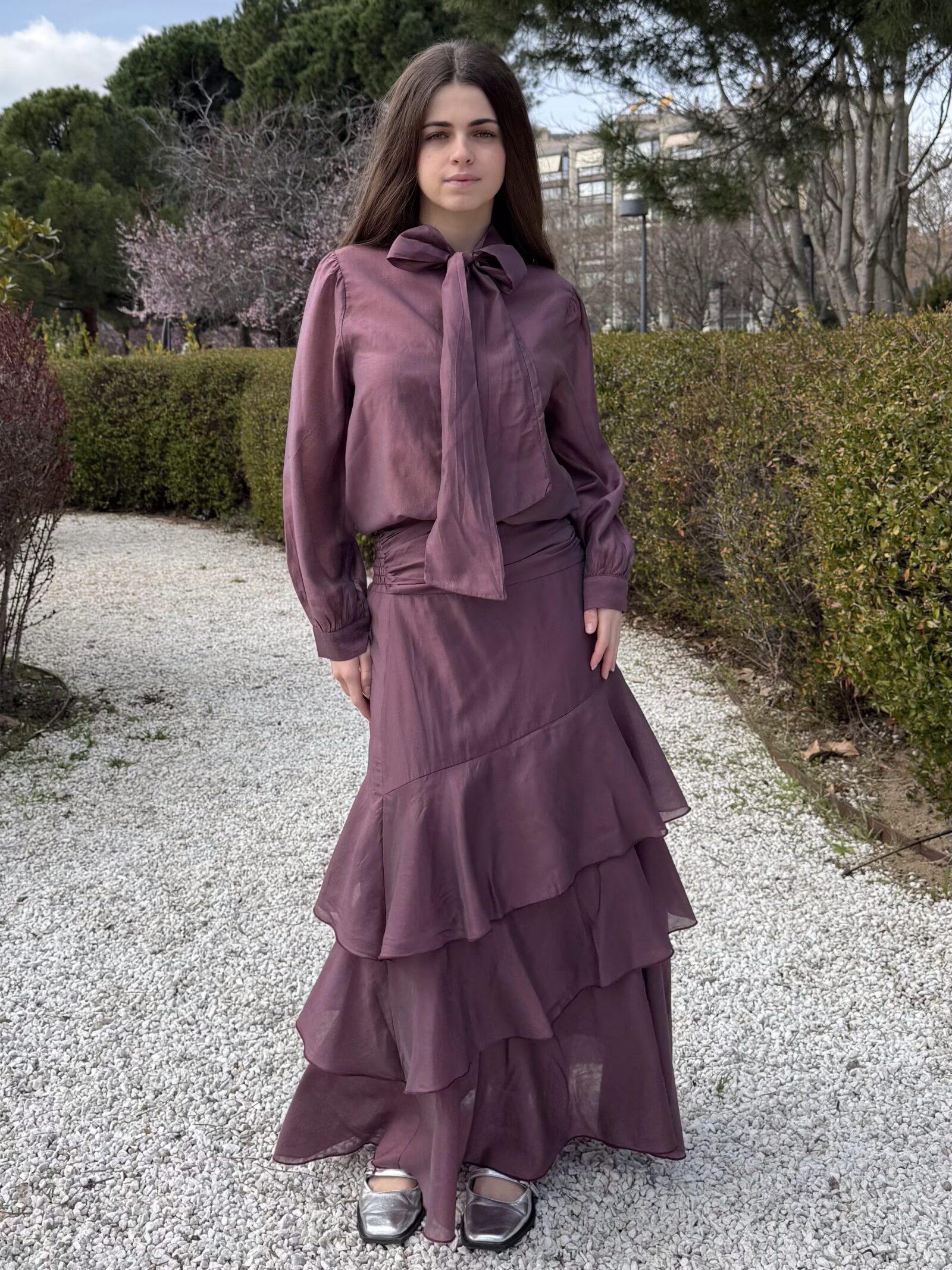 Falda Midi Ciruela con Volantes