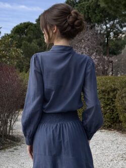 Falda Midi Azul Tinta con Volantes - Imagen 4